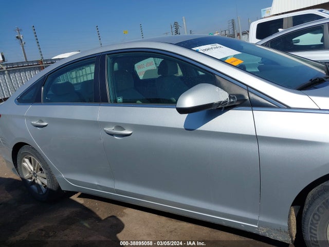 Hyundai SONATA SE 2015 5NPE24AF1FH250272 Image 14