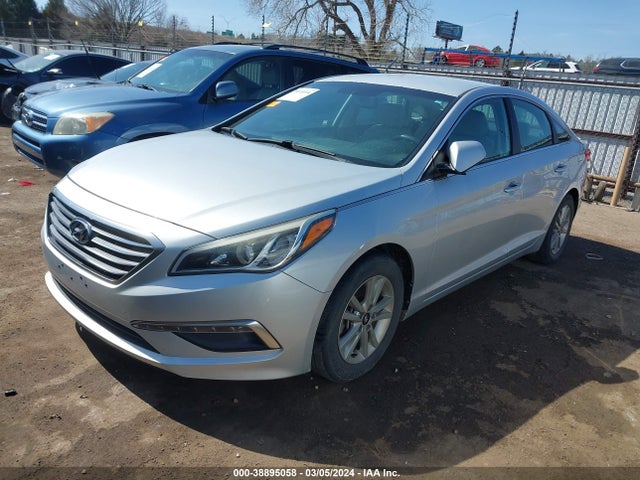 Hyundai SONATA SE 2015 5NPE24AF1FH250272 Image 2