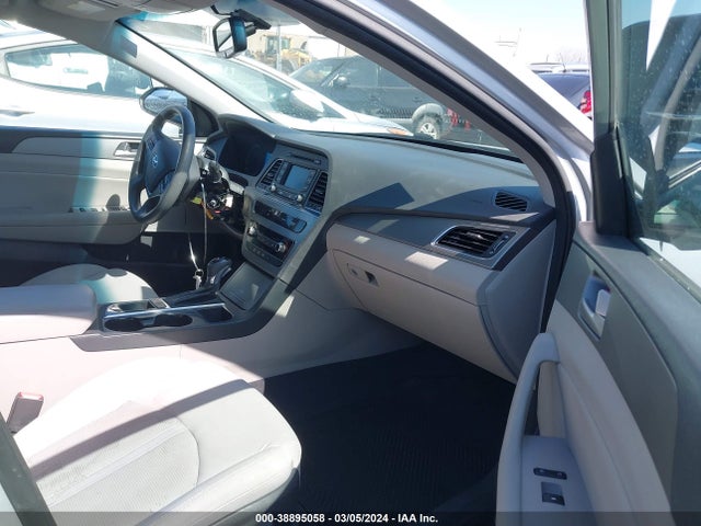 Hyundai SONATA SE 2015 5NPE24AF1FH250272 Image 5