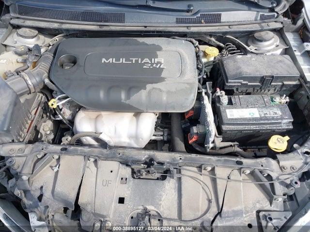Chrysler 200 Limited 2015 1C3CCCABXFN714062 Image 10