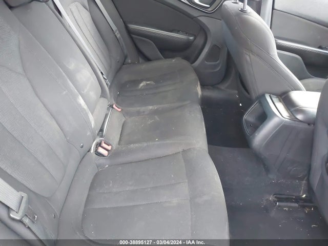 Chrysler 200 Limited 2015 1C3CCCABXFN714062 Image 8
