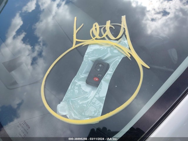Toyota Prius Four 2014 JTDKN3DU9E1746893 Image 11