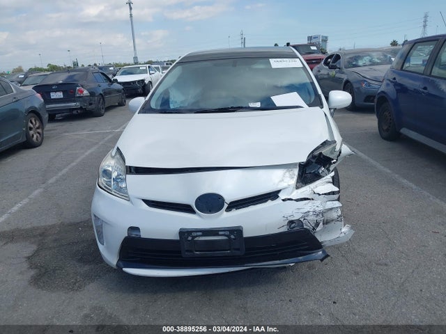 Toyota Prius Four 2014 JTDKN3DU9E1746893 Image 12