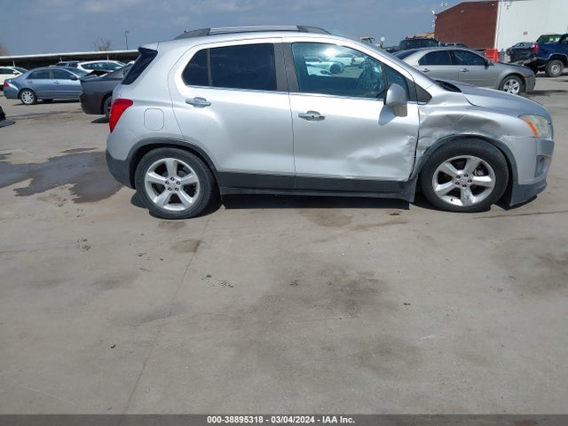 Chevrolet TRAX LTZ 2015 3GNCJNSB4FL178521 Image 12