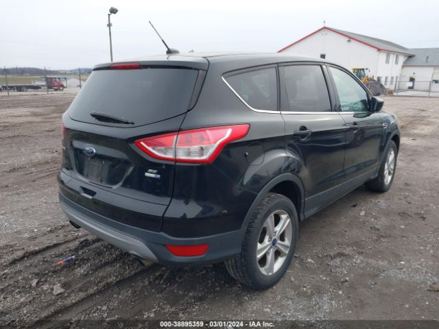 1FMCU9G9XGUC62147 Ford ESCAPE SE
