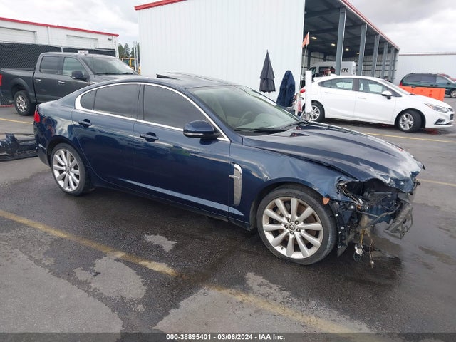 2010 JAGUAR XF SAJWA0GB7ALR64269 Photo 0