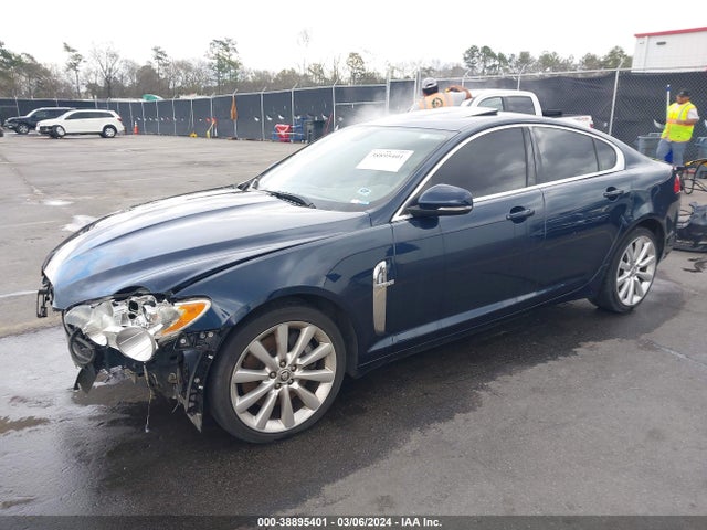 2010 JAGUAR XF SAJWA0GB7ALR64269 Photo 1