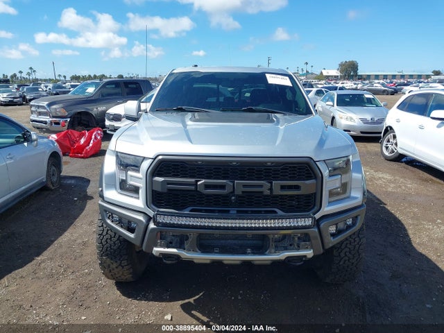 Ford F-150 Raptor 2018 1FTFW1RG1JFB86337 Image 13