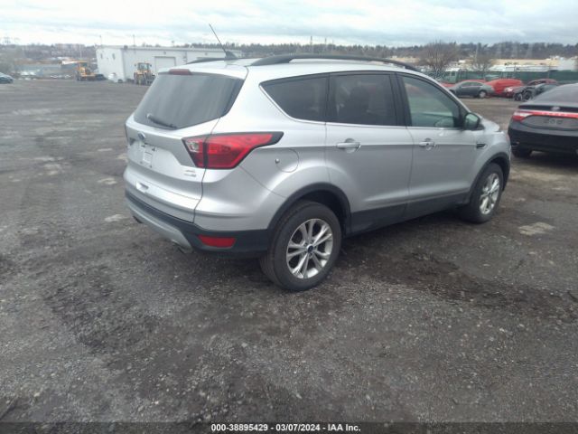1FMCU9HD1KUA66951 Ford ESCAPE SEL