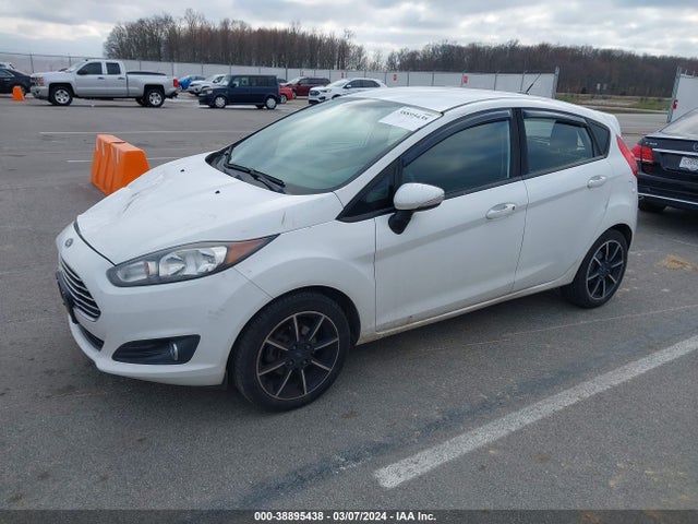Ford FIESTA SE 2015 3FADP4EJ3FM221660 Image 2