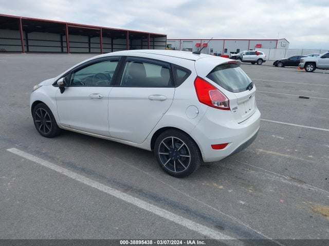 Ford FIESTA SE 2015 3FADP4EJ3FM221660 Image 3
