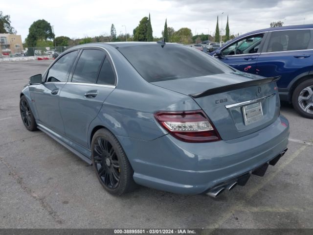 2011 MERCEDES-BENZ C 63 AMG WDDGF7HB7BF545176 Photo 2
