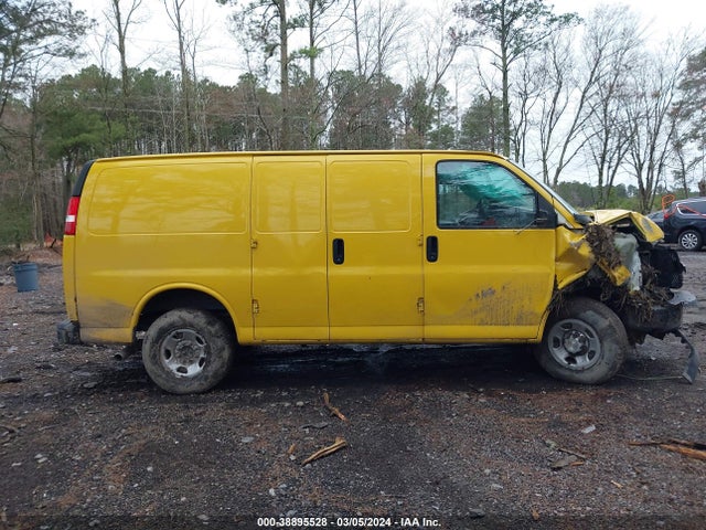 Chevrolet Express G2500 2021 1GCWGAF75M1168944 Image 13