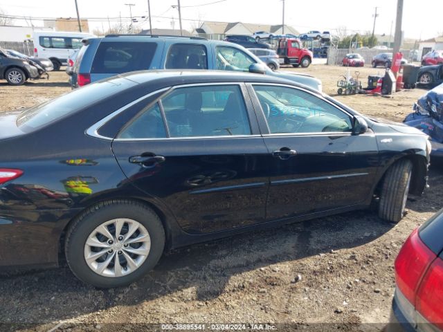 4T1BD1FK0GU198038 Toyota Camry Hybrid Le