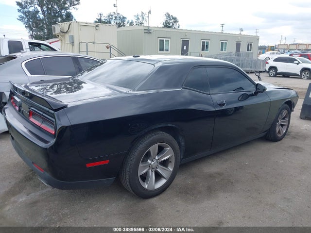 Dodge Challenger Sxt 2018 2C3CDZAG0JH112252 Image 4