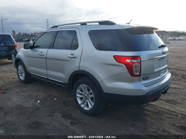 2011 FORD EXPLORER XLT VIN: 1FMHK8D87BGA91575
