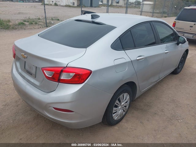 Chevrolet Cruze Ls Auto 2018 1G1BC5SMXJ7153578 Image 4
