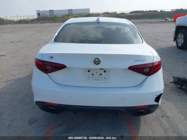 ZARFAECN0J7564984 Alfa Romeo Giulia Ti Sport Rwd