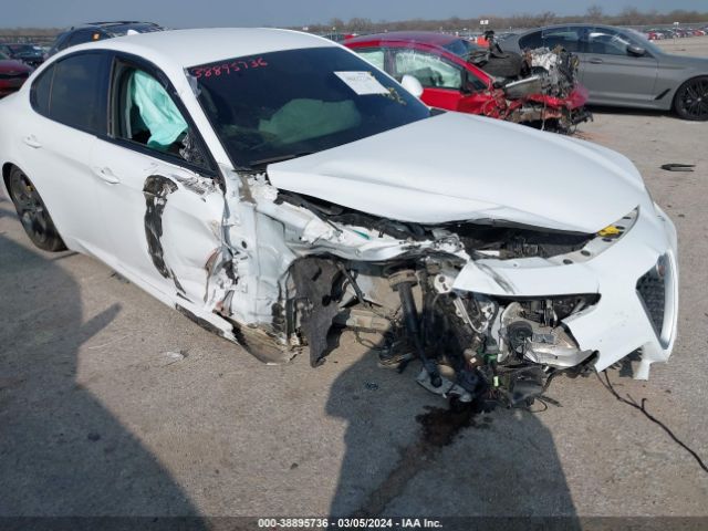 ZARFAECN0J7564984 Alfa Romeo Giulia Ti Sport Rwd