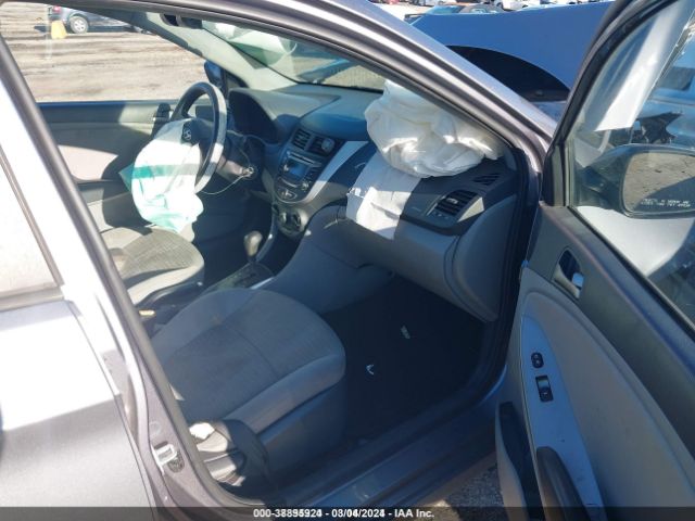 KMHCT4AE2GU984823 Hyundai ACCENT SE