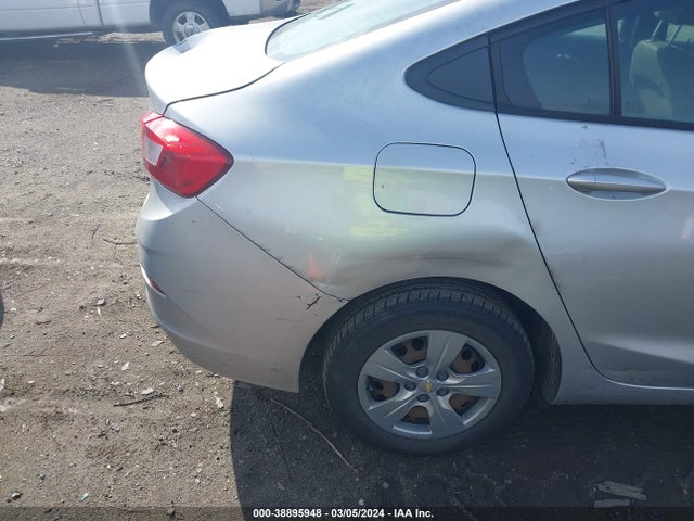 Chevrolet Cruze Ls Auto 2018 1G1BC5SM6J7159698 Image 13