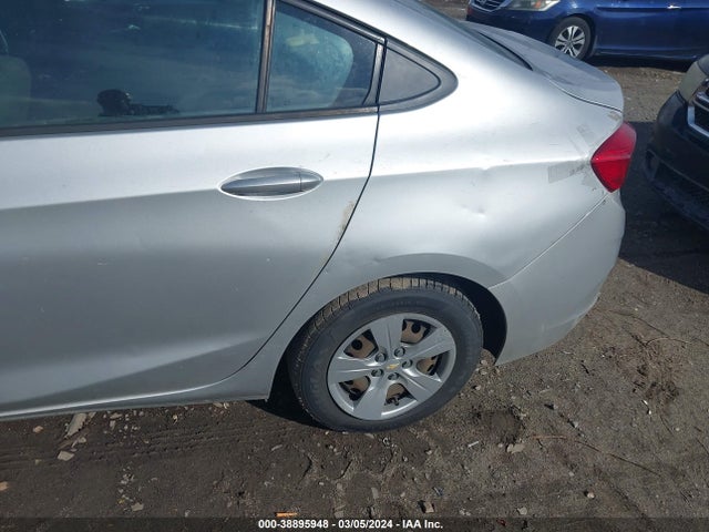 Chevrolet Cruze Ls Auto 2018 1G1BC5SM6J7159698 Image 15
