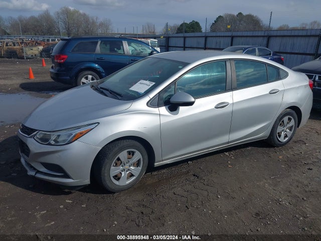 Chevrolet Cruze Ls Auto 2018 1G1BC5SM6J7159698 Image 2