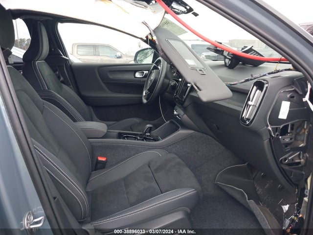 YV4ED3UM0P2087127 Volvo Xc40 Recharge Pure Electric Twin Ultimate