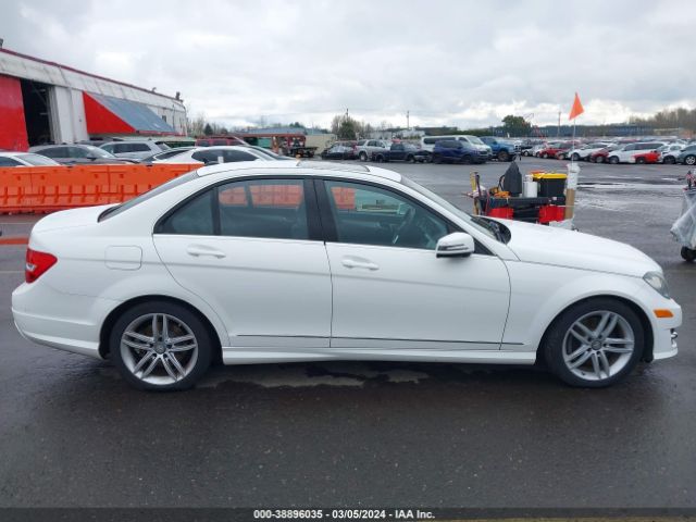 WDDGF8AB4ER324606 Mercedes-Benz C 300 Luxury 4matic/sport 4matic