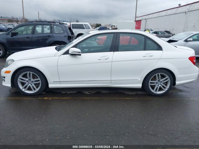 WDDGF8AB4ER324606 Mercedes-Benz C 300 Luxury 4matic/sport 4matic
