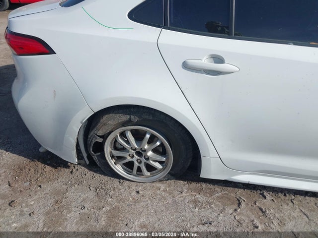 Toyota Corolla Hybrid Le 2021 JTDEAMDE9MJ003334 Image 18