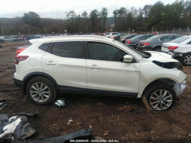 JN1BJ1BV1MW570633 Nissan Rogue Sport Sv Fwd Xtronic Cvt