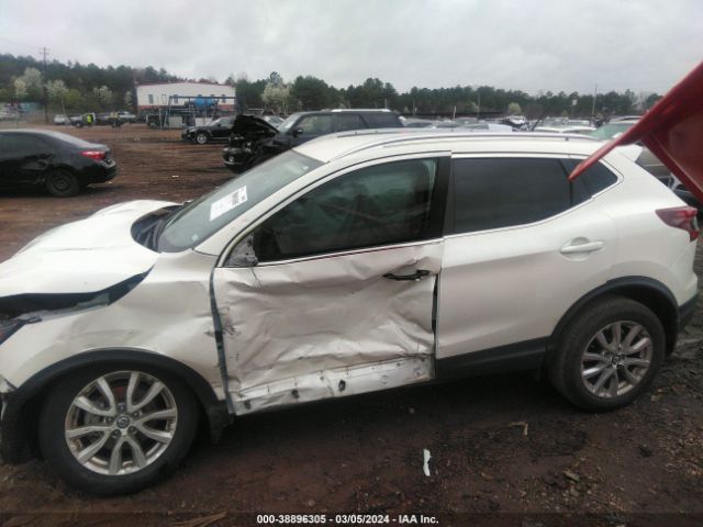 JN1BJ1BV1MW570633 Nissan Rogue Sport Sv Fwd Xtronic Cvt