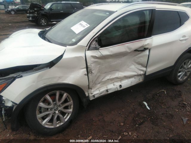 JN1BJ1BV1MW570633 Nissan Rogue Sport Sv Fwd Xtronic Cvt
