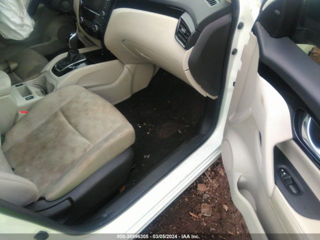 JN1BJ1BV1MW570633 Nissan Rogue Sport Sv Fwd Xtronic Cvt