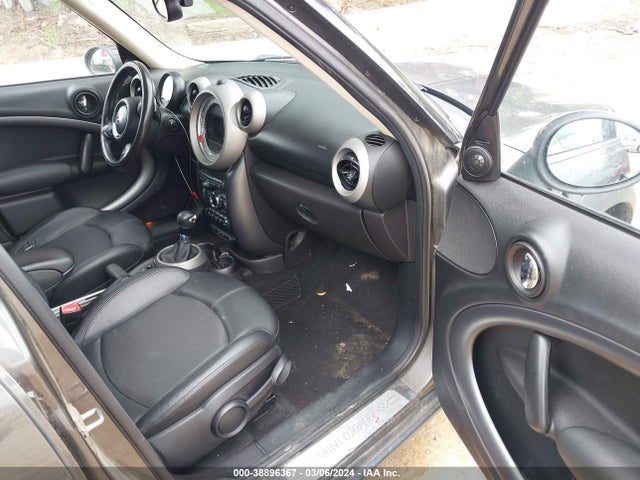 2011 MINI COOPER S COUNTRYMAN WMWZC3C59BWL80203 Photo 4