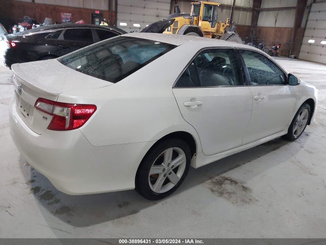 2014 TOYOTA CAMRY SE VIN: 4T1BF1FK6EU404518