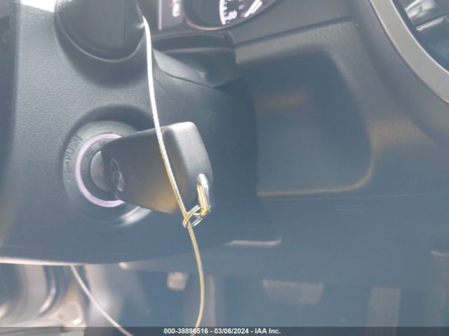 4T1G11AK8MU553281 Toyota CAMRY SE