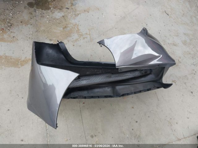 4T1G11AK8MU553281 Toyota CAMRY SE