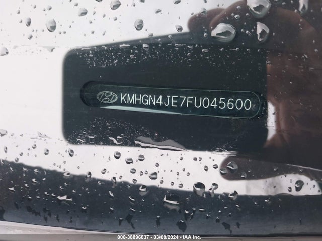 Hyundai Genesis 3.8 2015 KMHGN4JE7FU045600 Image 9