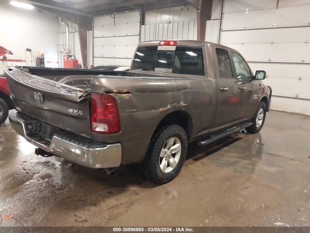 1C6RR7GT0JS107116 RAM 1500 Slt Quad Cab 4x4 6'4 Box