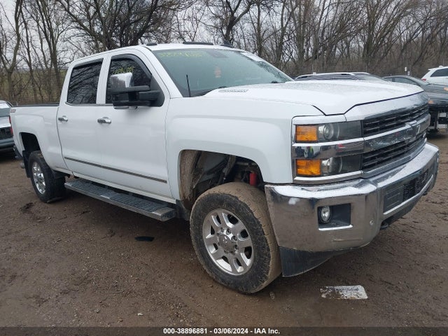 2015 1GC1KWE8XFF526531 main image
