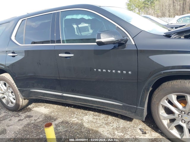 Chevrolet Traverse Premier 2018 1GNERKKW7JJ142065 Image 14