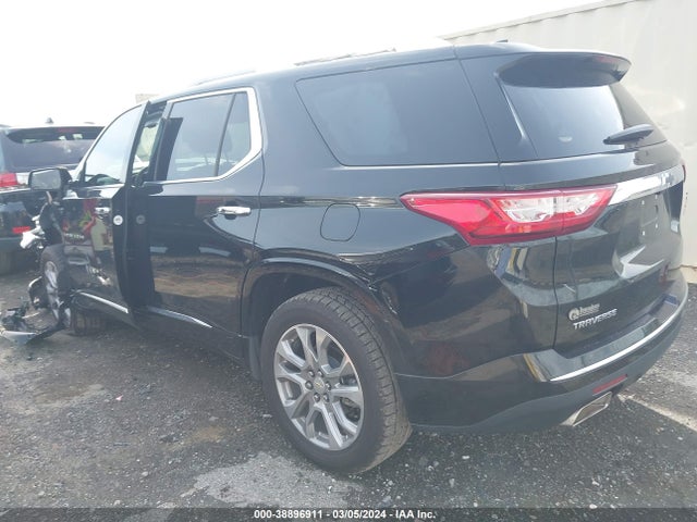 Chevrolet Traverse Premier 2018 1GNERKKW7JJ142065 Image 3