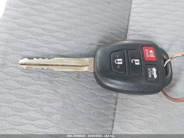 Toyota COROLLA LE 2016 2T1BURHE1GC610927 Image 11