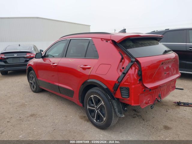 KNDCT3LE2P5069332 KIA NIRO SX