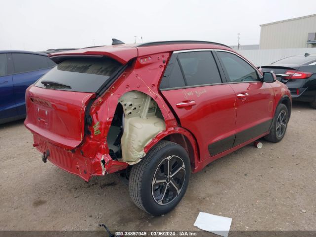 KNDCT3LE2P5069332 KIA NIRO SX