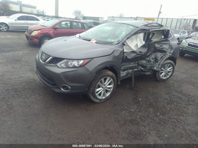 JN1BJ1CR2JW267101 Nissan Rogue Sport Sv