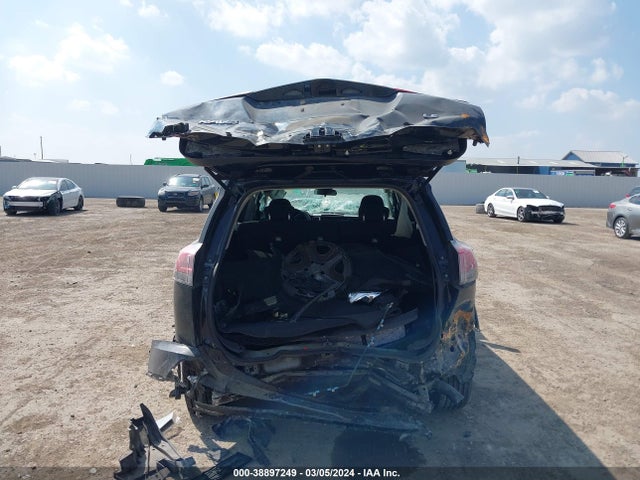 Toyota RAV4 LE 2017 2T3ZFREV8HW359683 Image 17