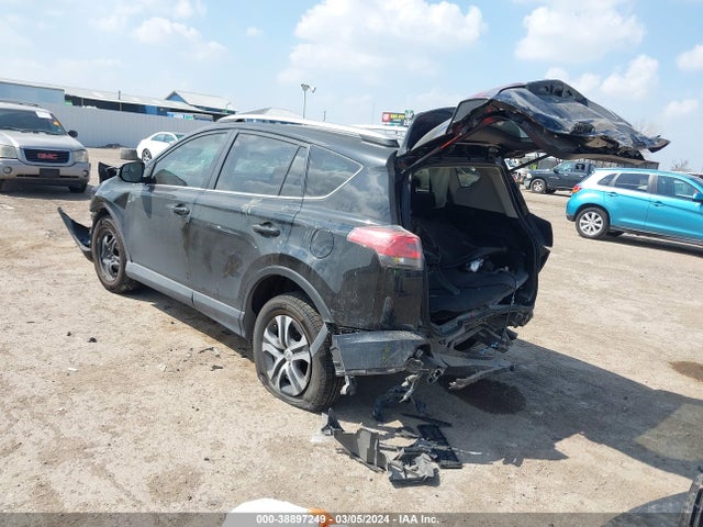 Toyota RAV4 LE 2017 2T3ZFREV8HW359683 Image 3